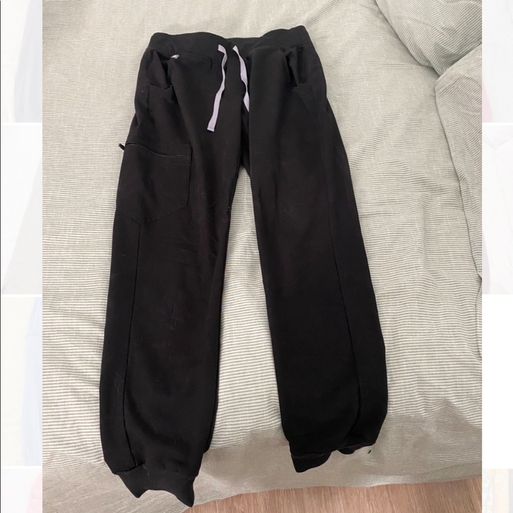 High waist scrub joggers